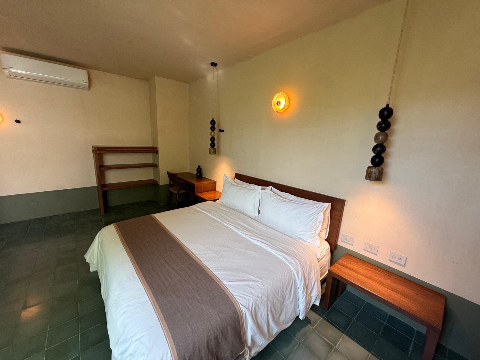 Naturally Cooled Bedroom