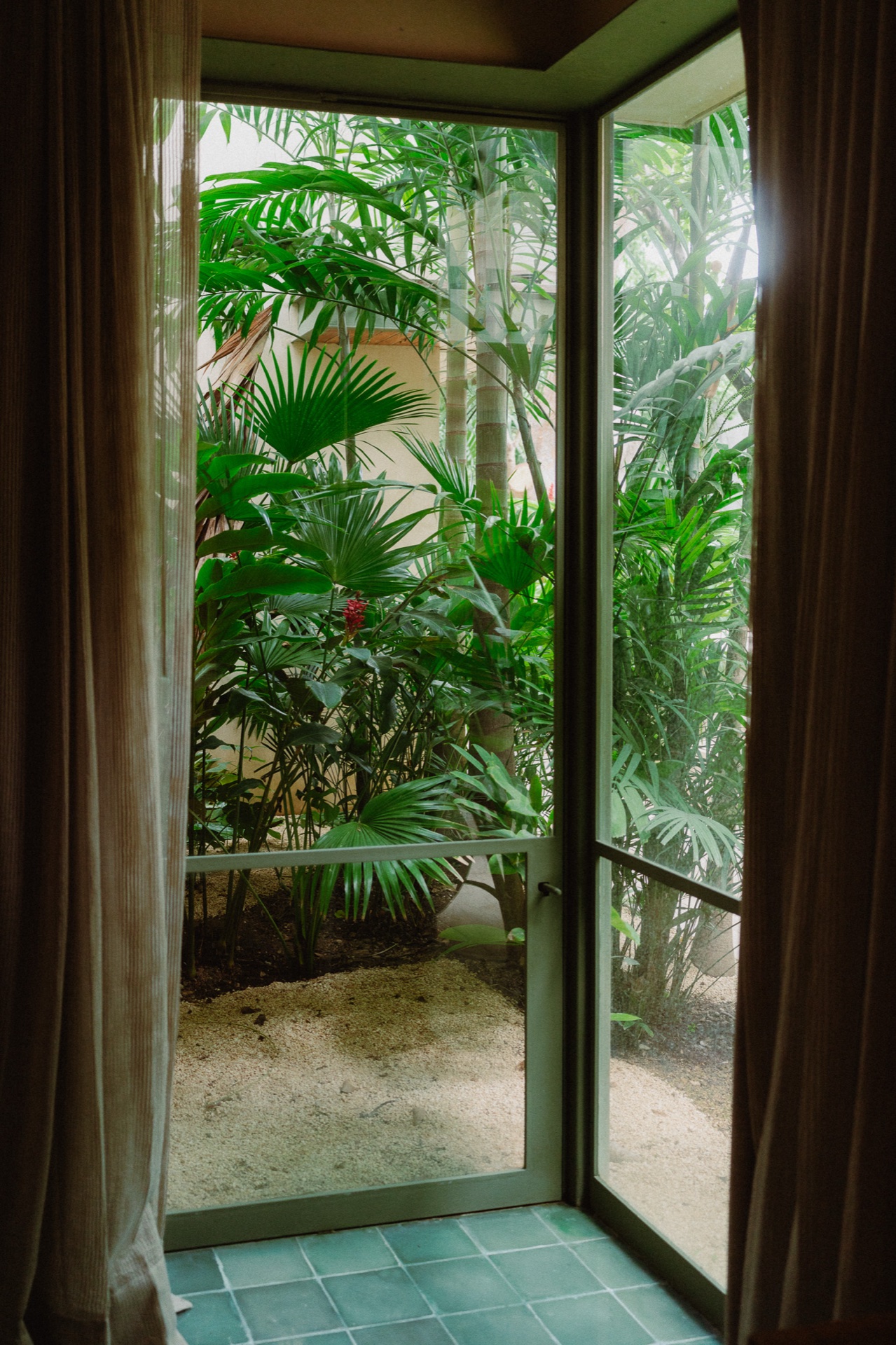 Naturally Cooled Bedroom